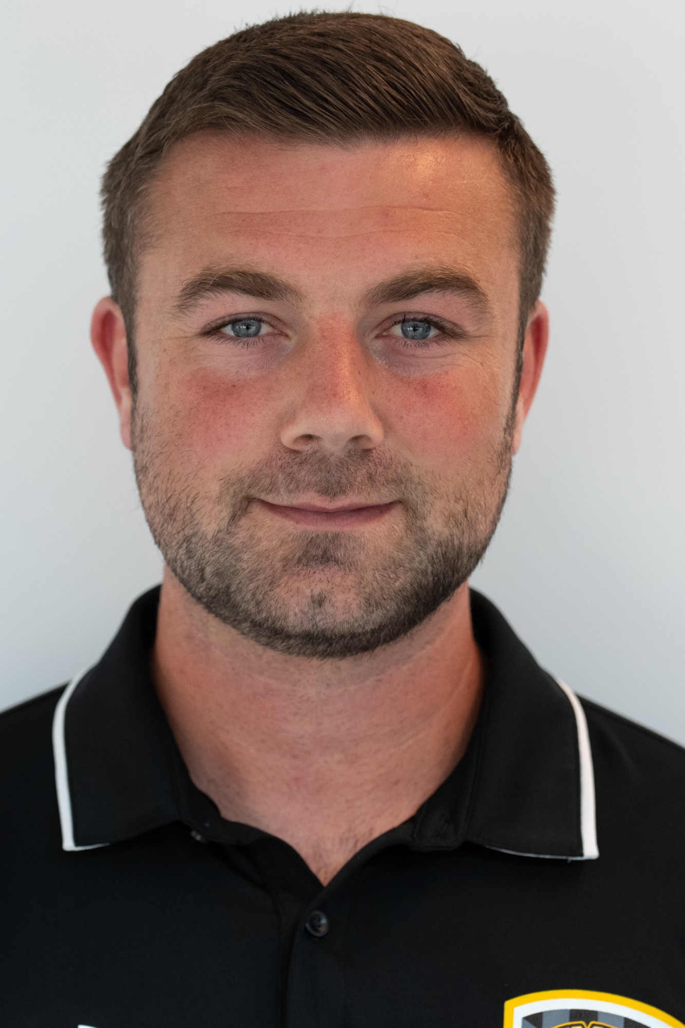 Caringi Headshot