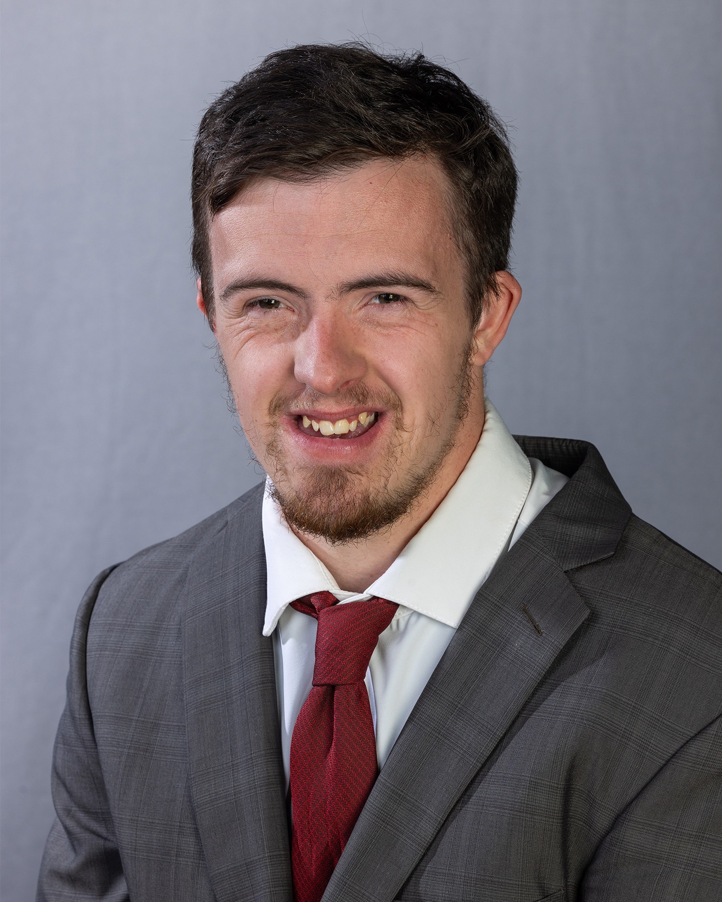 Jonah Plys Headshot