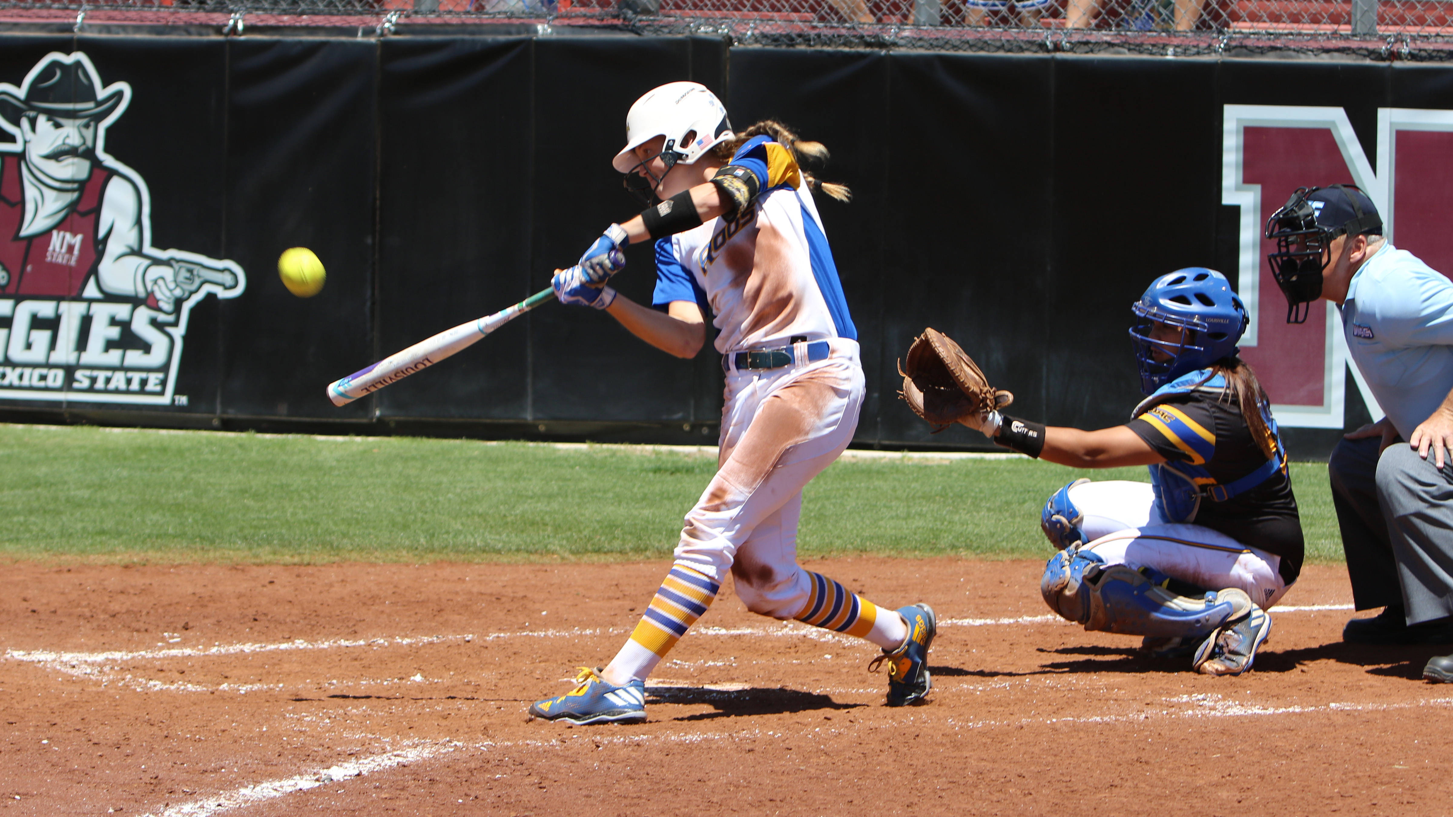 Roos Survive Elimination Game With 128 Win Over Utah Valley