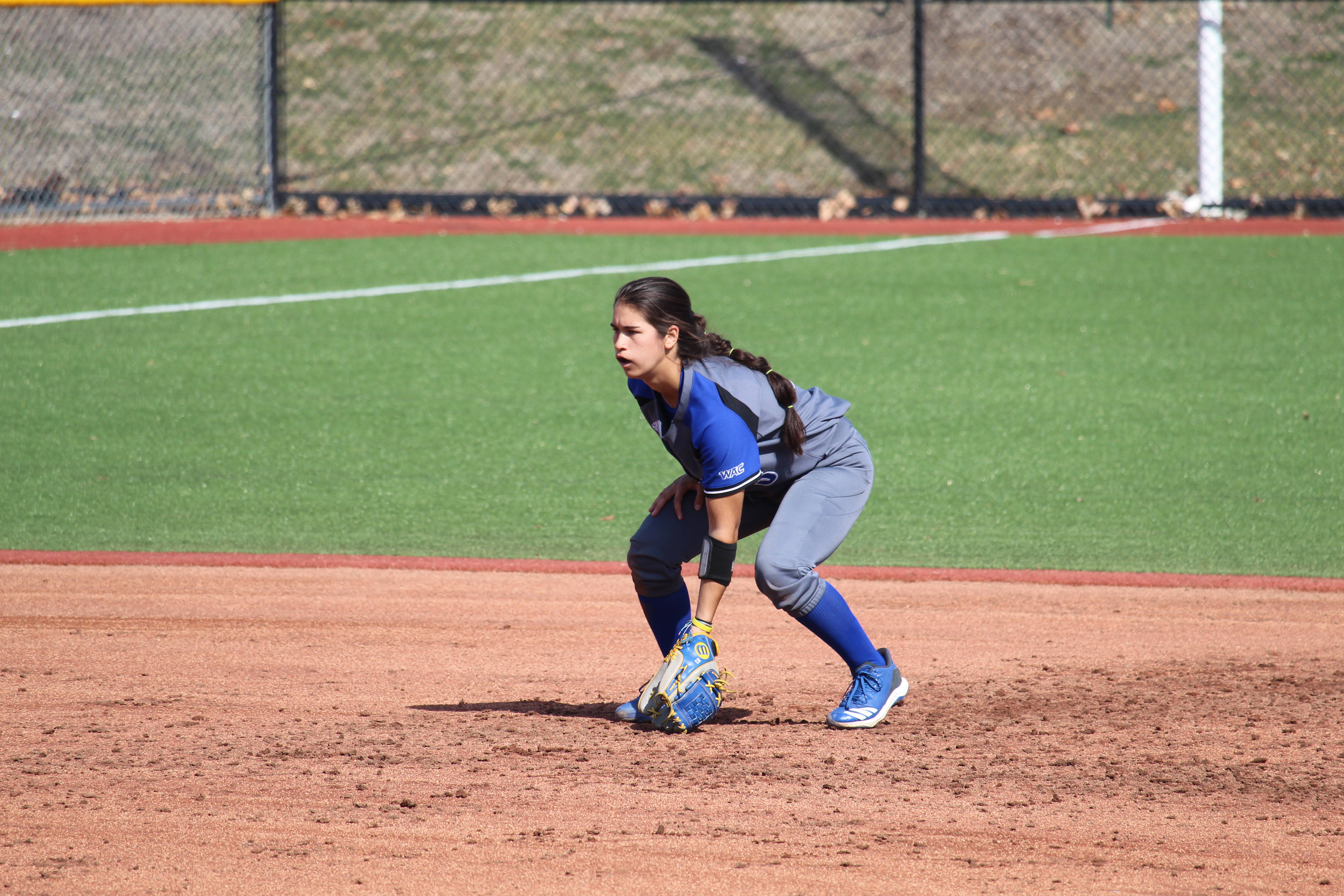Roos Drop Doubleheader at USD University of MissouriKansas City