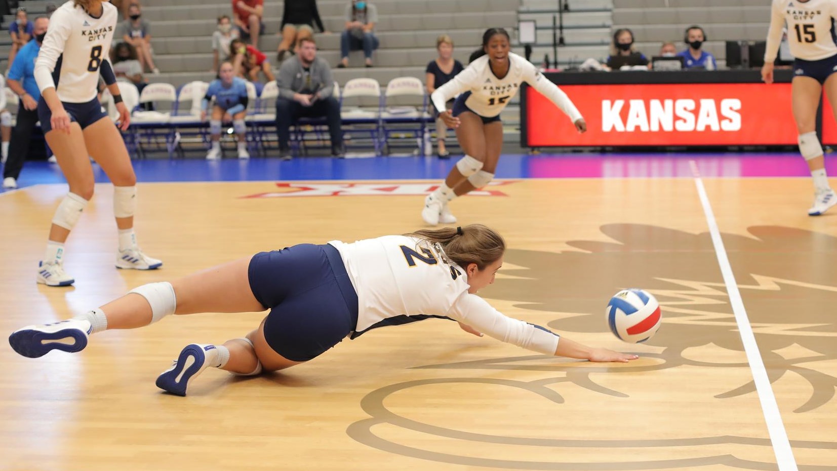 Peyton Van Nest 2022 Volleyball University of MissouriKansas City