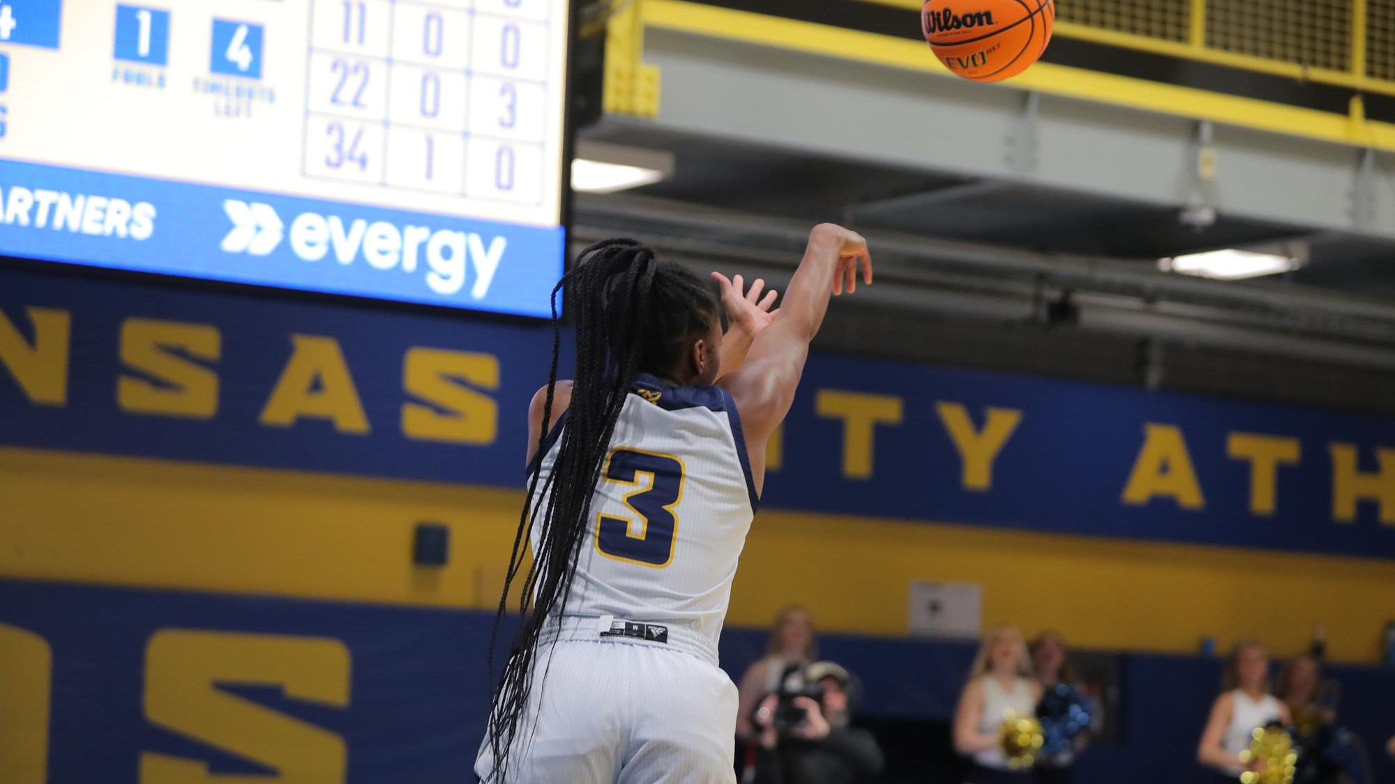 Naomie Alnatas 202122 Women's Basketball University of MissouriKansas City