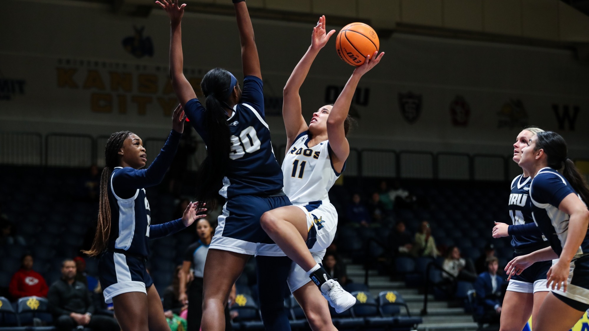 Machia Mullens 202223 Women's Basketball University of Missouri