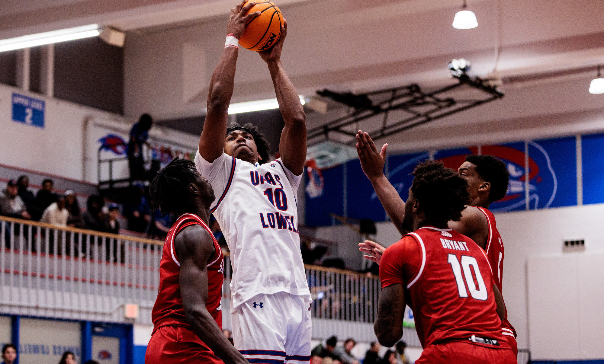 Austin Green grabbing a rebound vs. Sacred Heart.