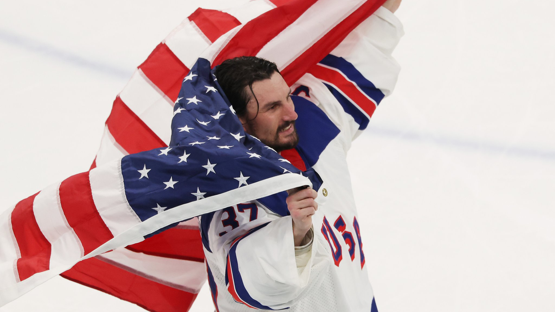 Hellebuyck Gold Medal Release Photo