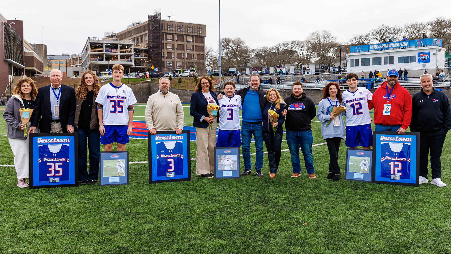 Men's Lacrosse Class of 2026 Lines Up With Family For Senior Day Photo