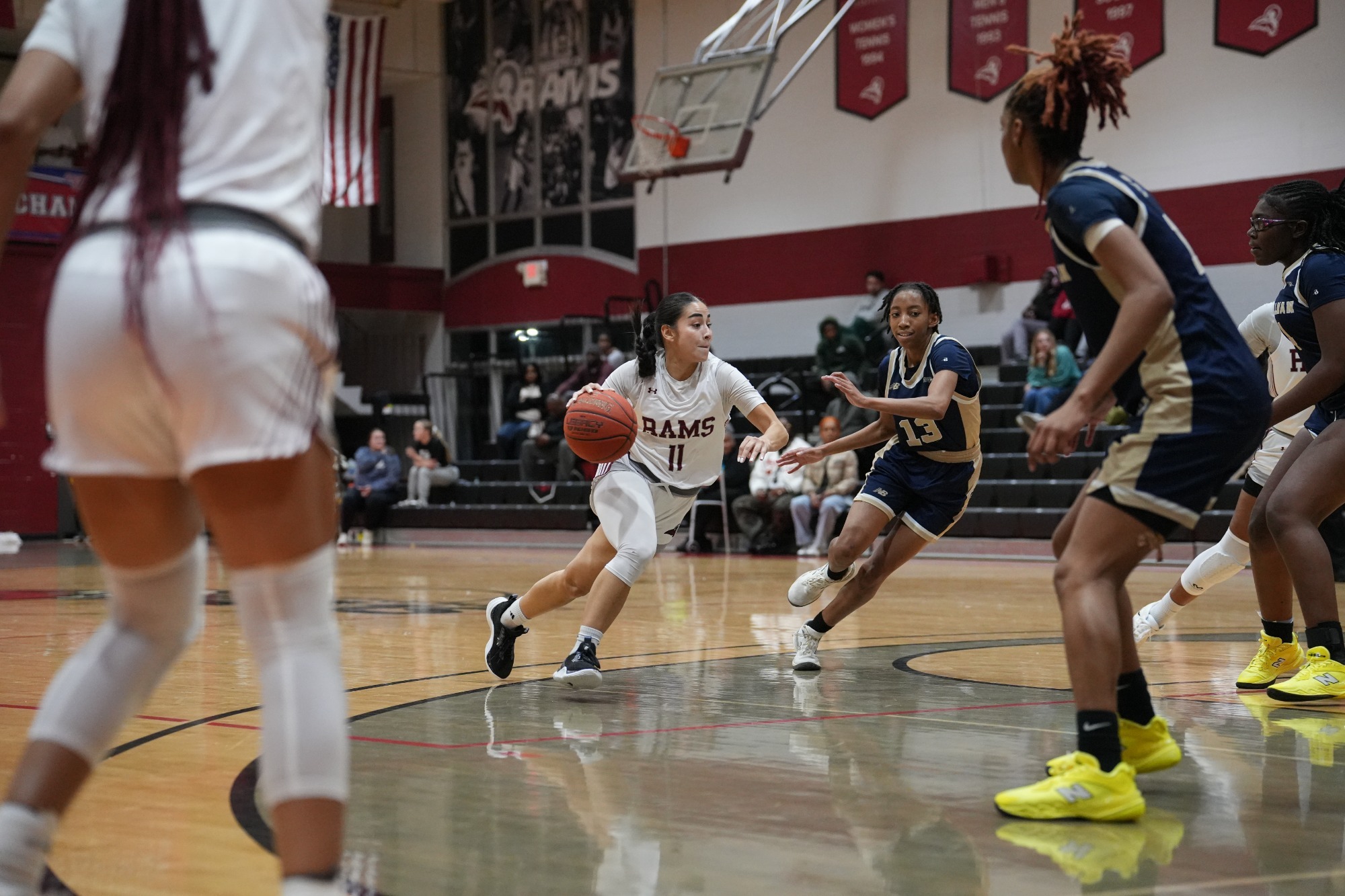 Mobile WBB Luisa Monsalve '25-'26