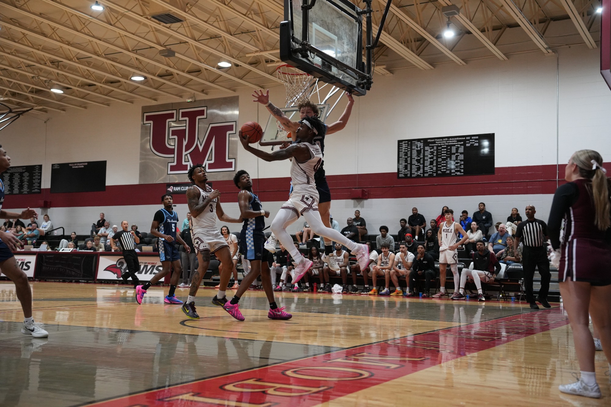 MBB 25-26 Aahmod Scarbrough