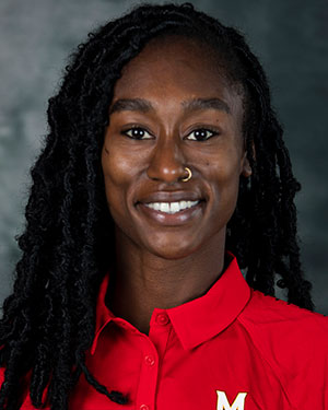 Amina Smith Headshot