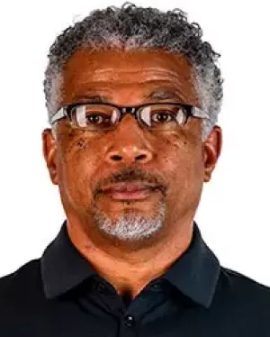 Smith-Lynn Headshot