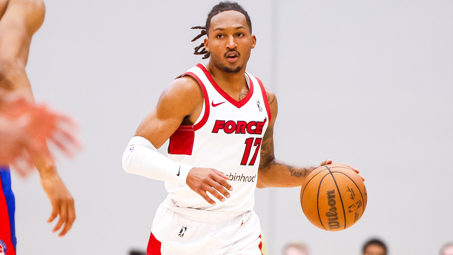 Jahmir Young Skyforce