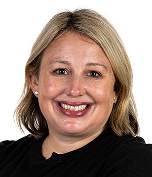 Rose DiPaula headshot 