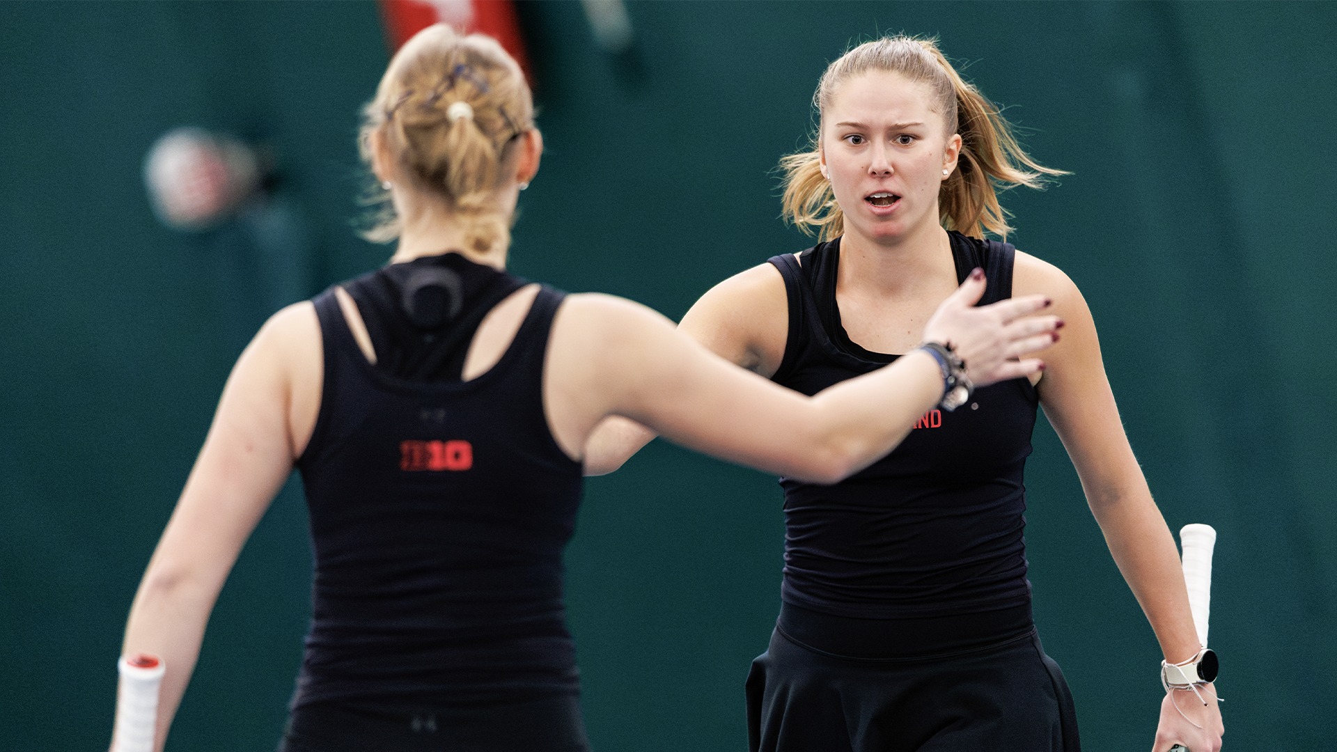 Magdalena Baniak and Oliwia Orlinska at William and Mary