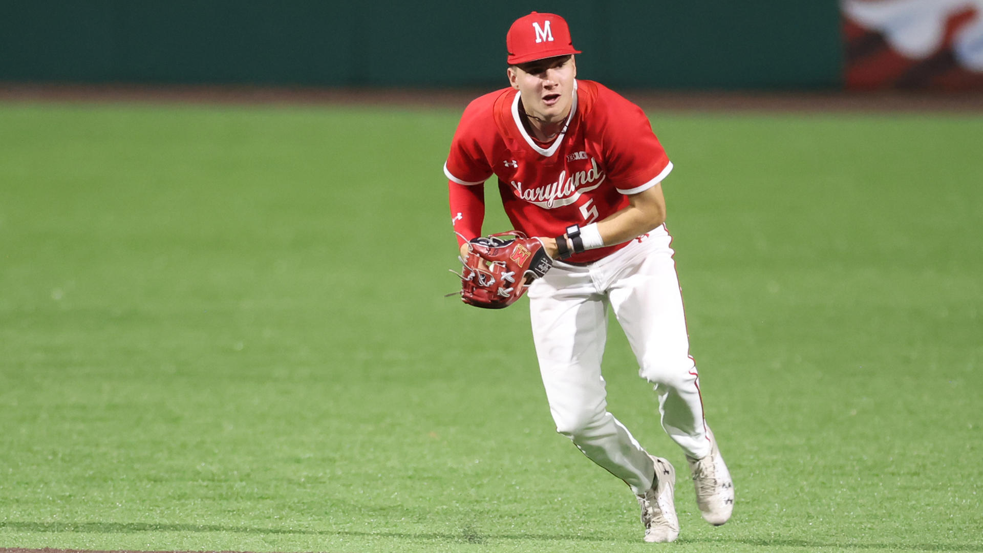 Ty Kaunas Fields a Ball Against Indiana