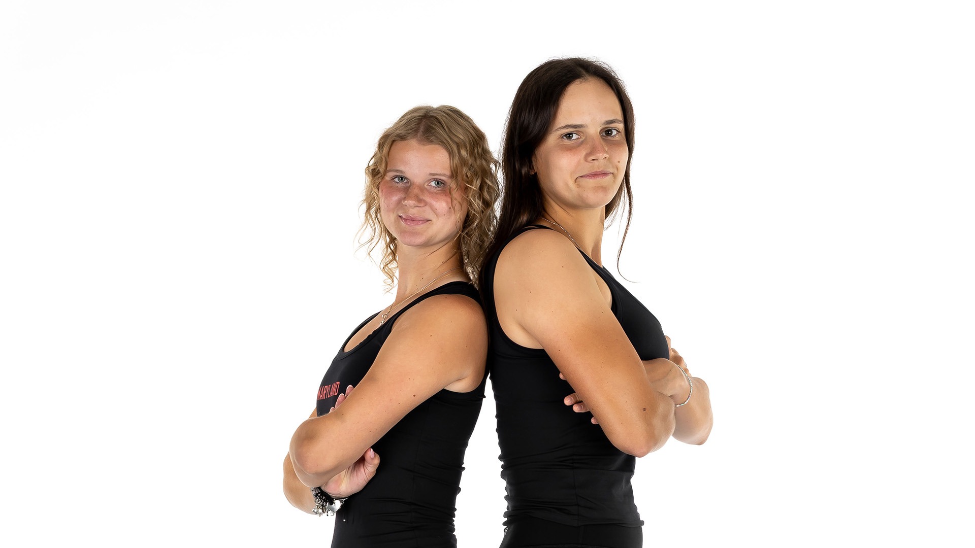 Oliwia Orlinska and Ema Kovacevic striking a pose