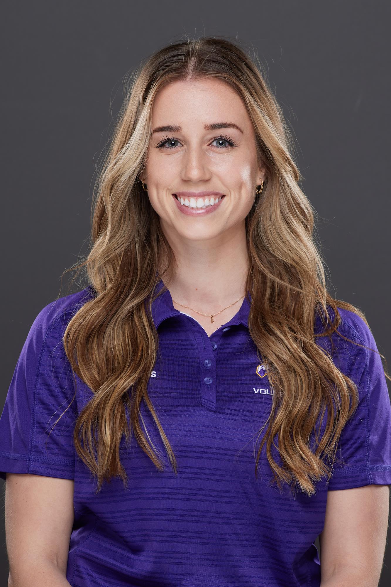 Irvine_Abby2022Mug