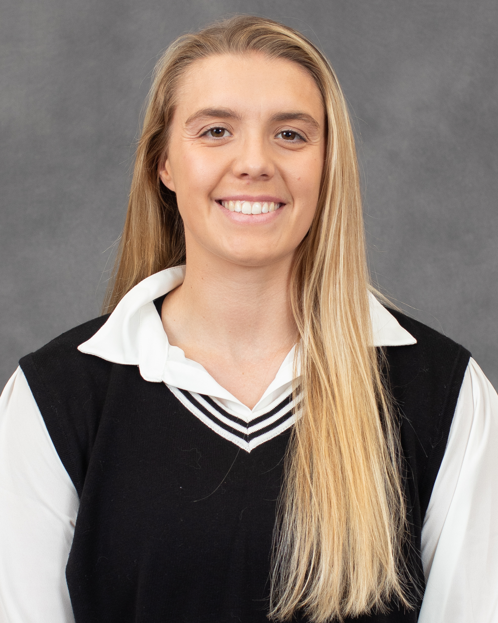 Haley Troup Headshot 2024