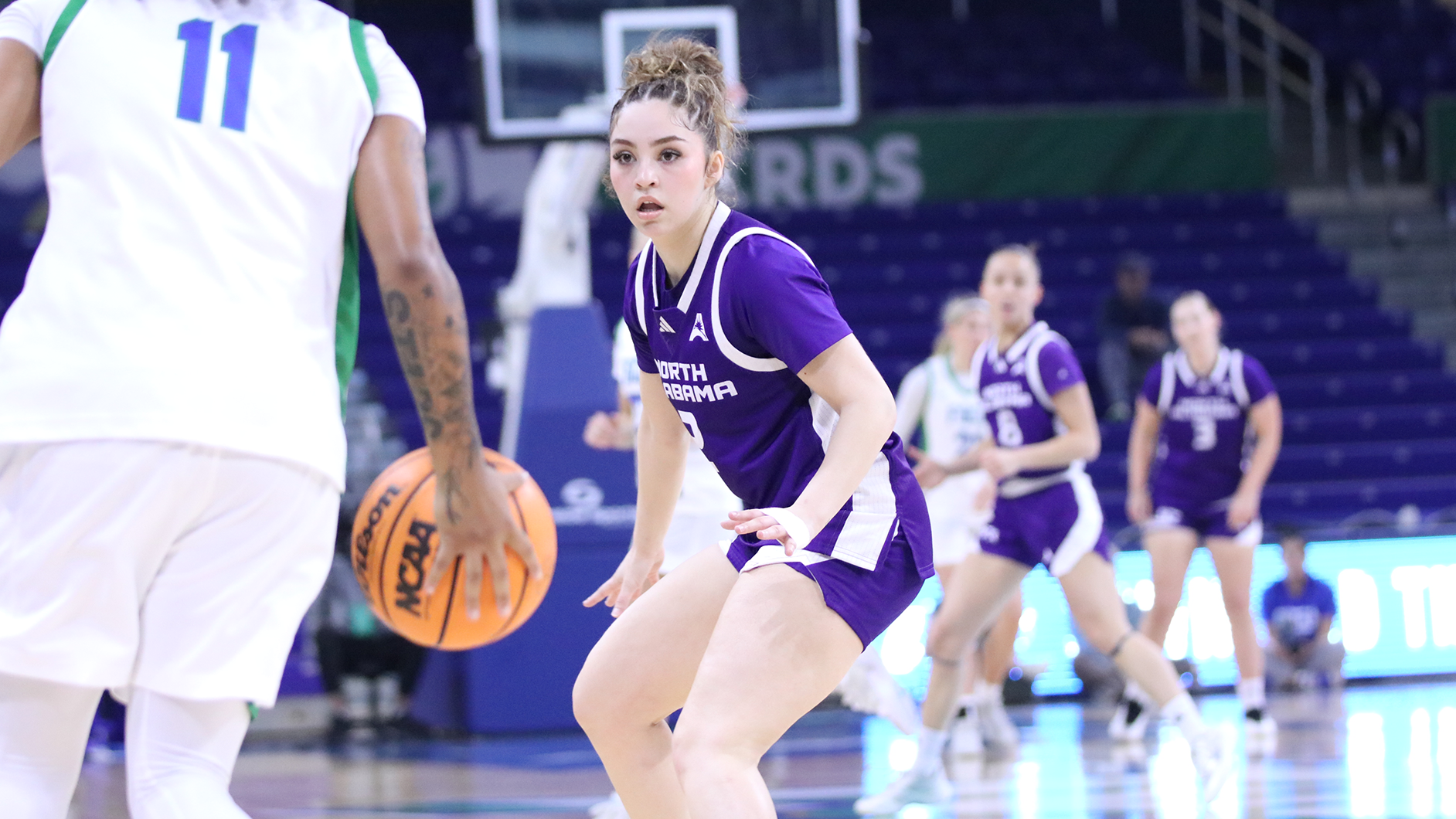 Alexsandra Alvarado playing defense at FGCU on January 1, 2026