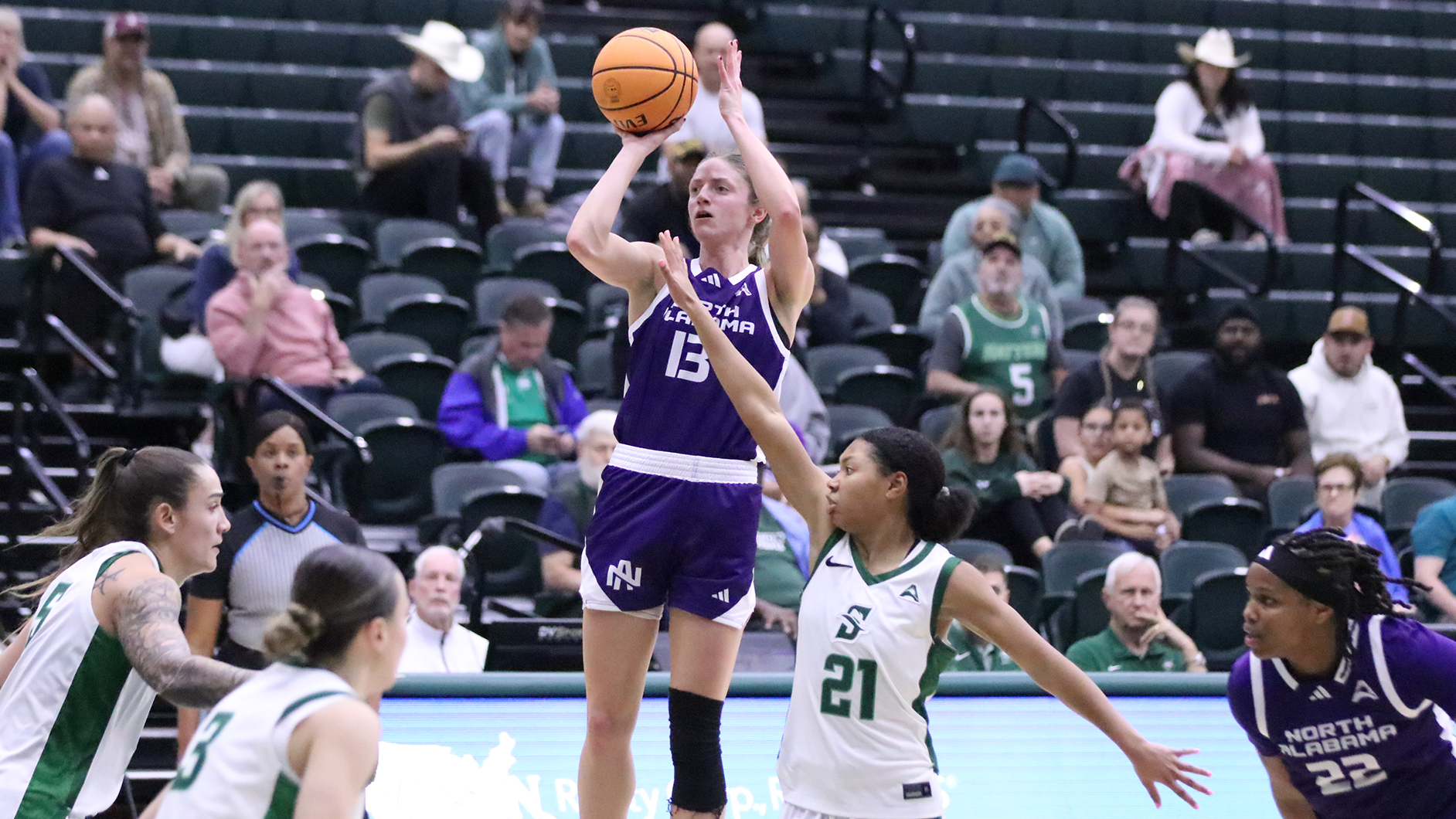 Katie Criswell going for a jump shot against Stetson on January 3, 2026