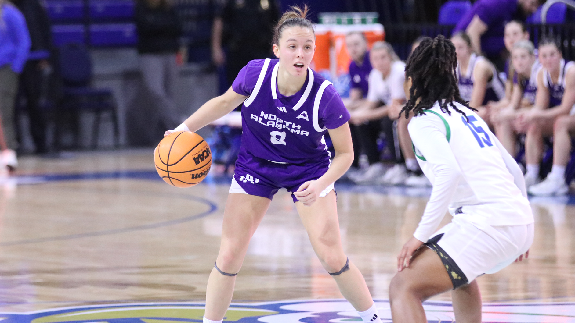 Greta Ramon dribbling against FGCU on January 1, 2026