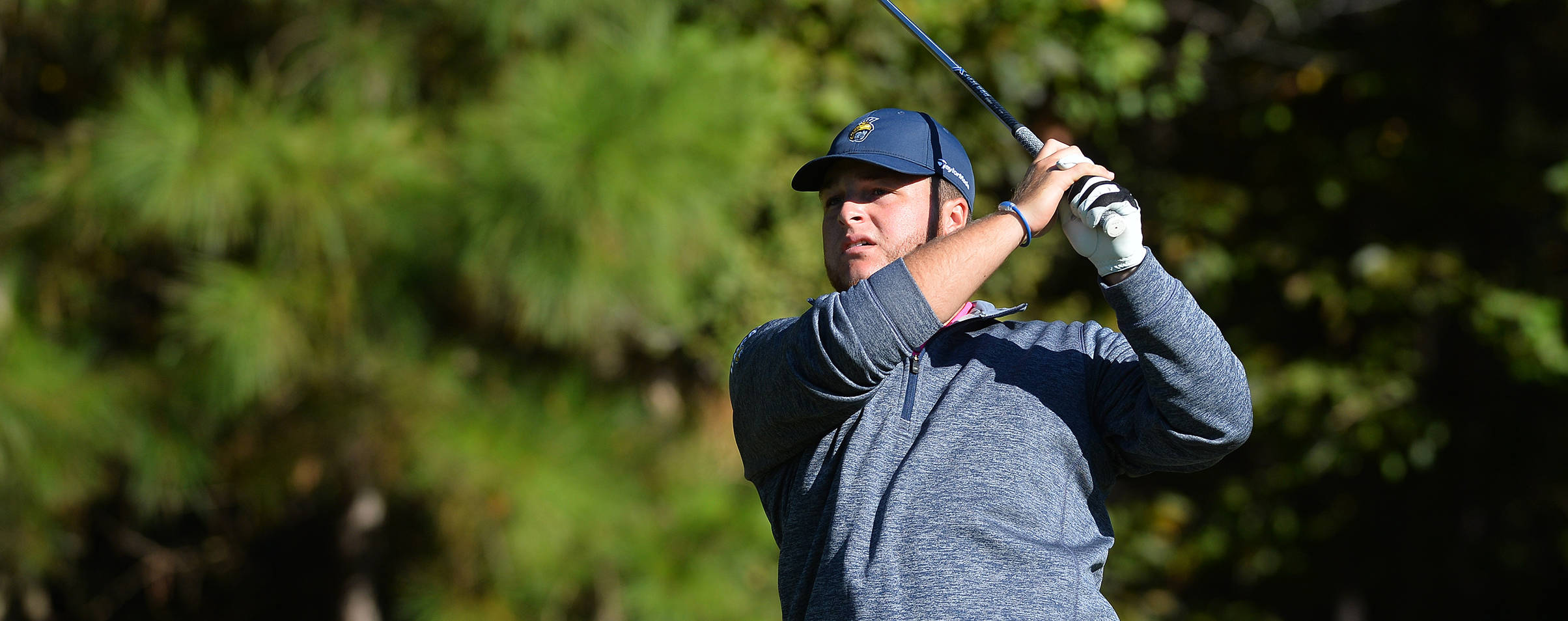 Men's Golf Moves Up One Spot in Linger Longer
