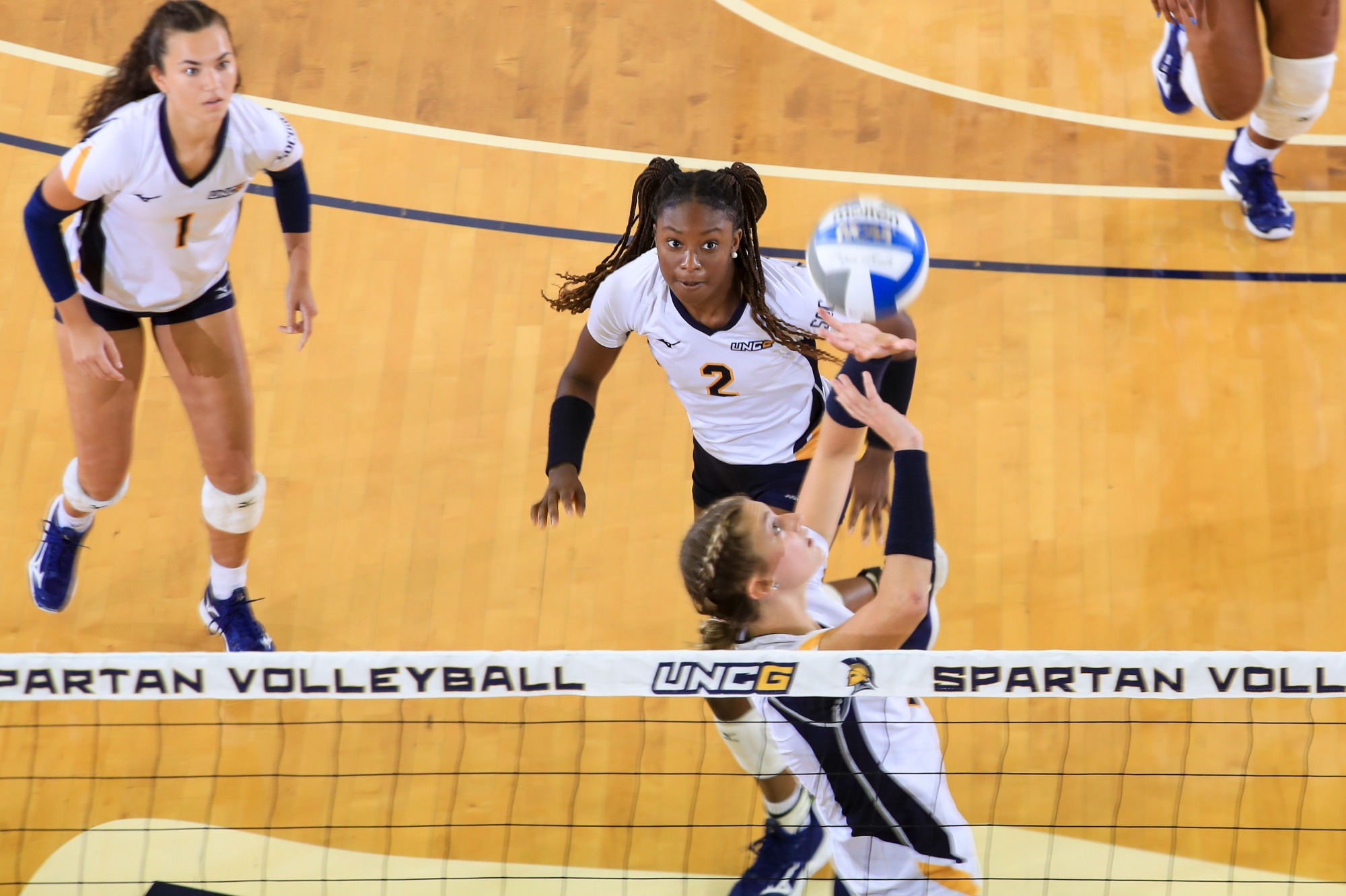 volleyball-plays-three-matches-in-chucktown-throwdown-unc-greensboro