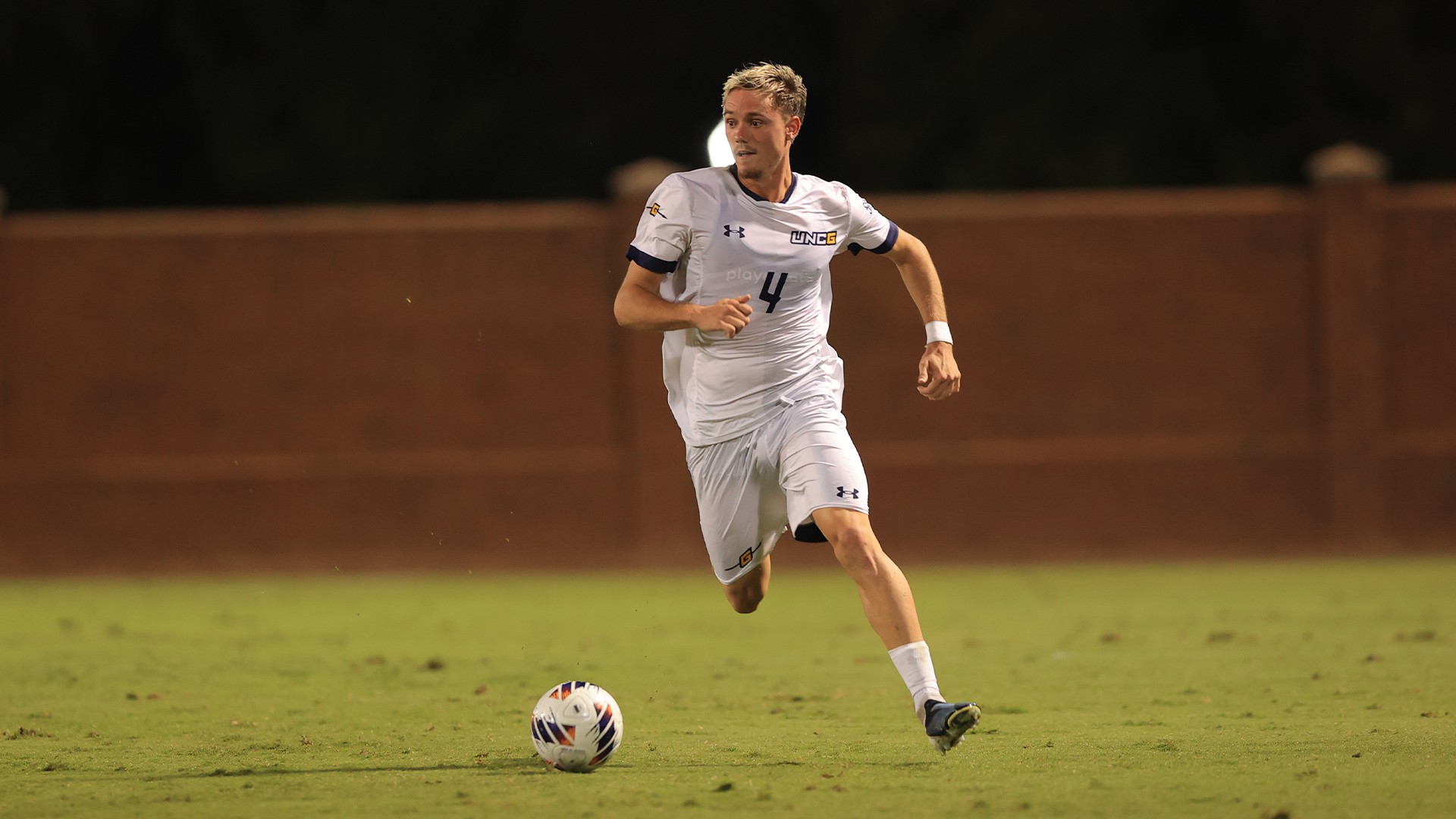 Mathis Robinand with the ball