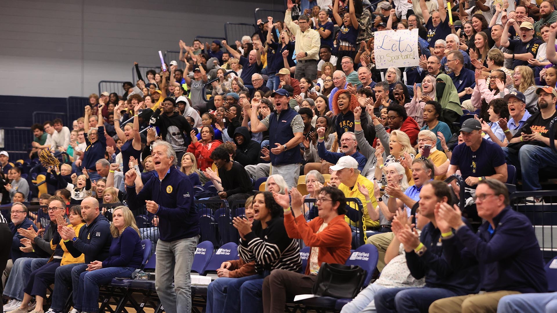 MBB - crowd