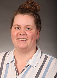 Julie Day Headshot