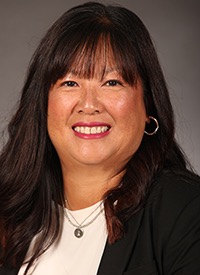 Rosie Cheng Headshot