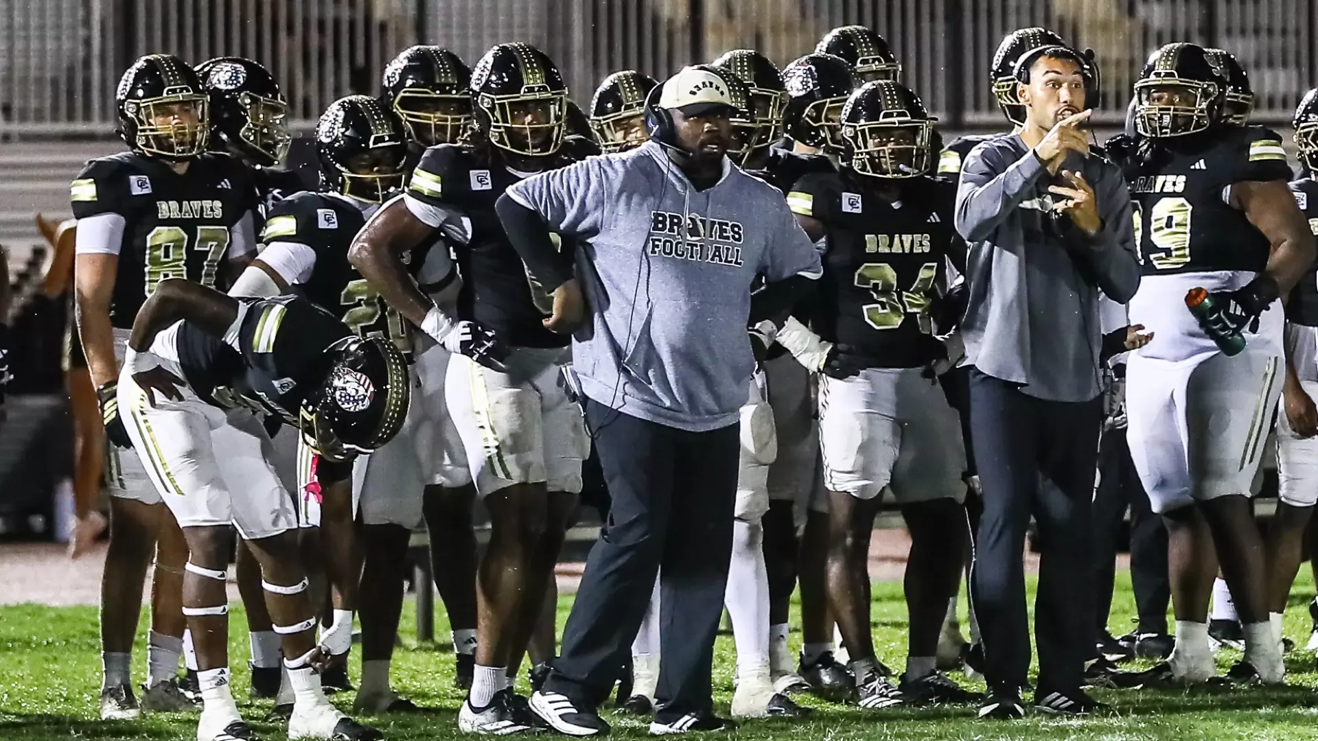 Football Defense Pic 101726