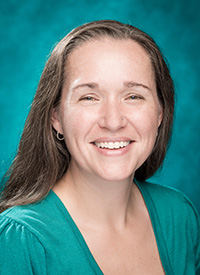 Julie Francis 2017-18 Headshot