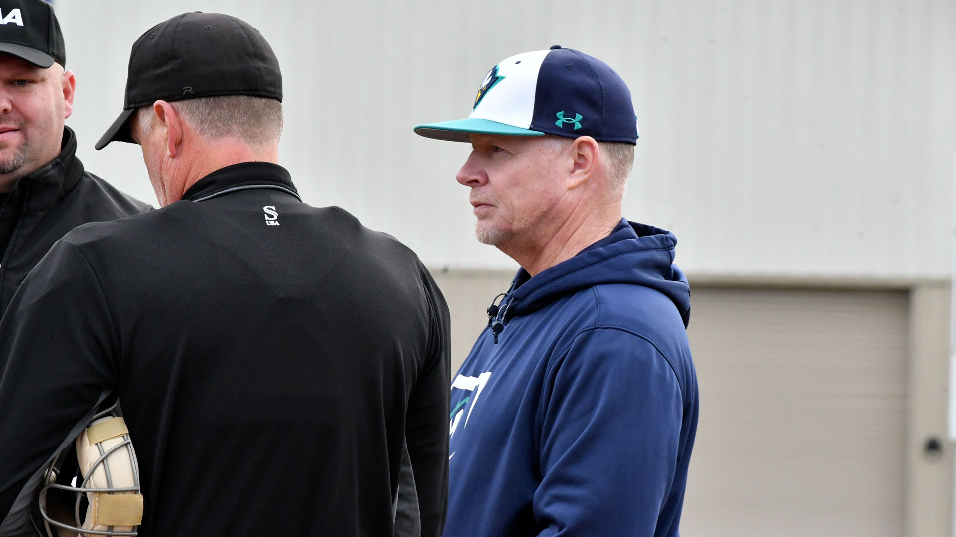 Hood meets with umps pregame