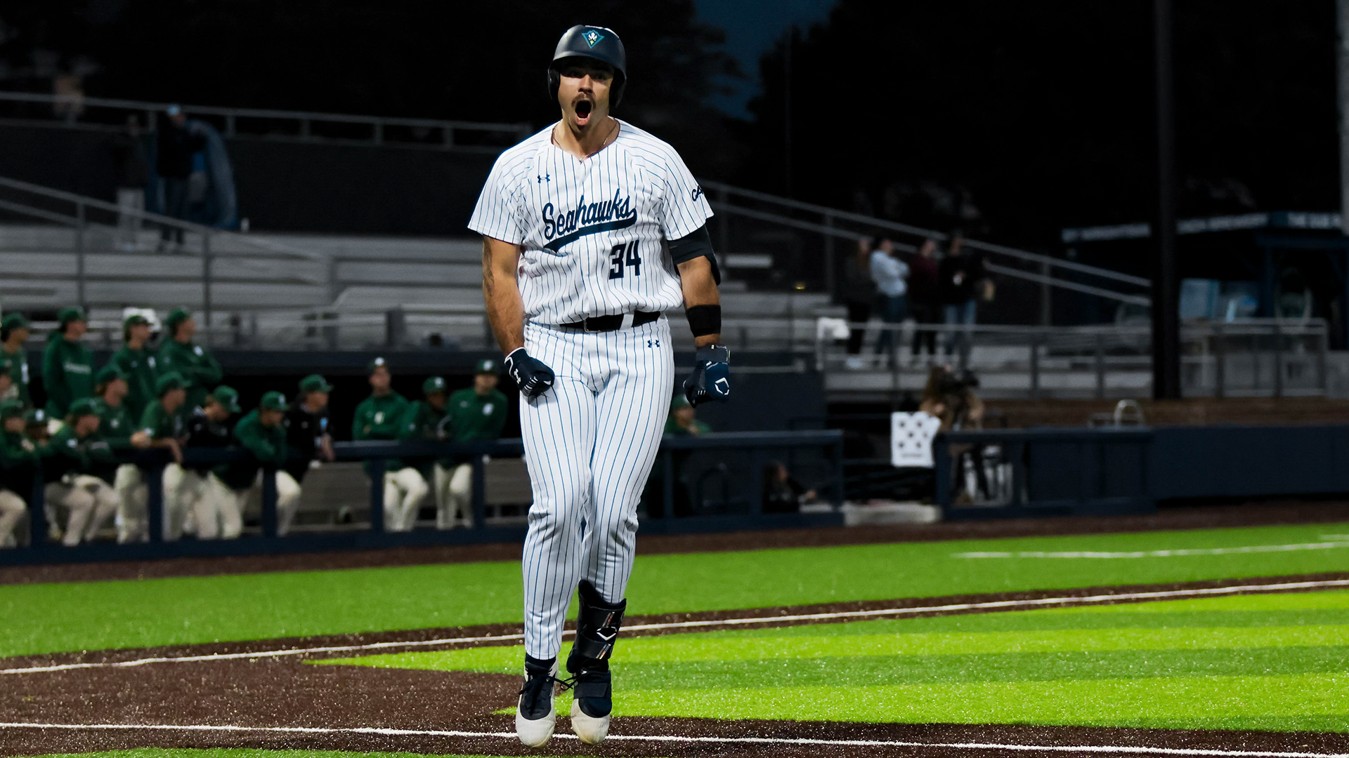 Zelenka homers against Charlotte