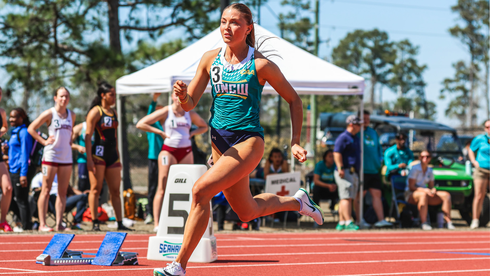 3/8/2025: Ella Jane Osada Seahawk Invitational 4x400m