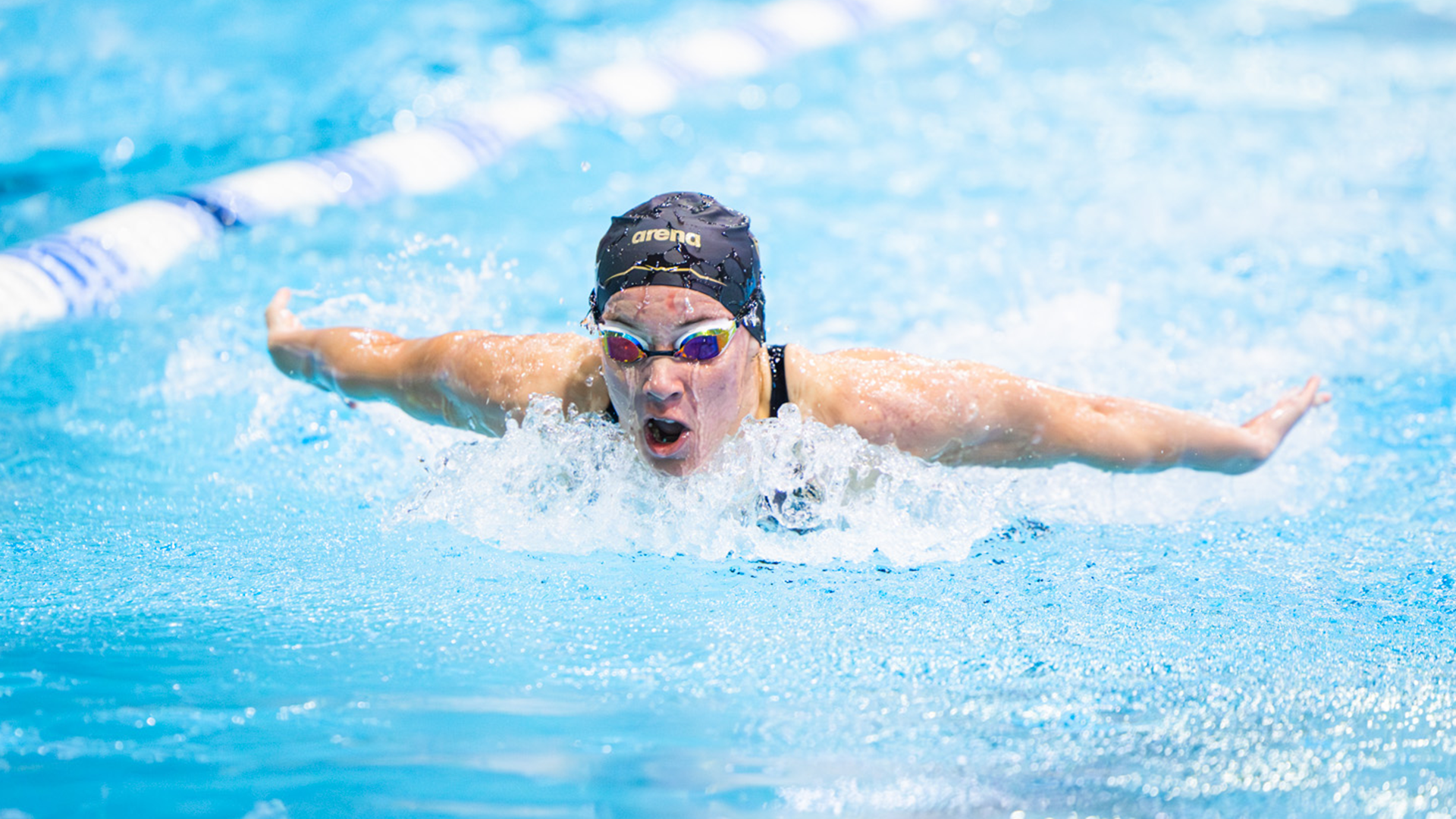 010926-Snowden-Shaver