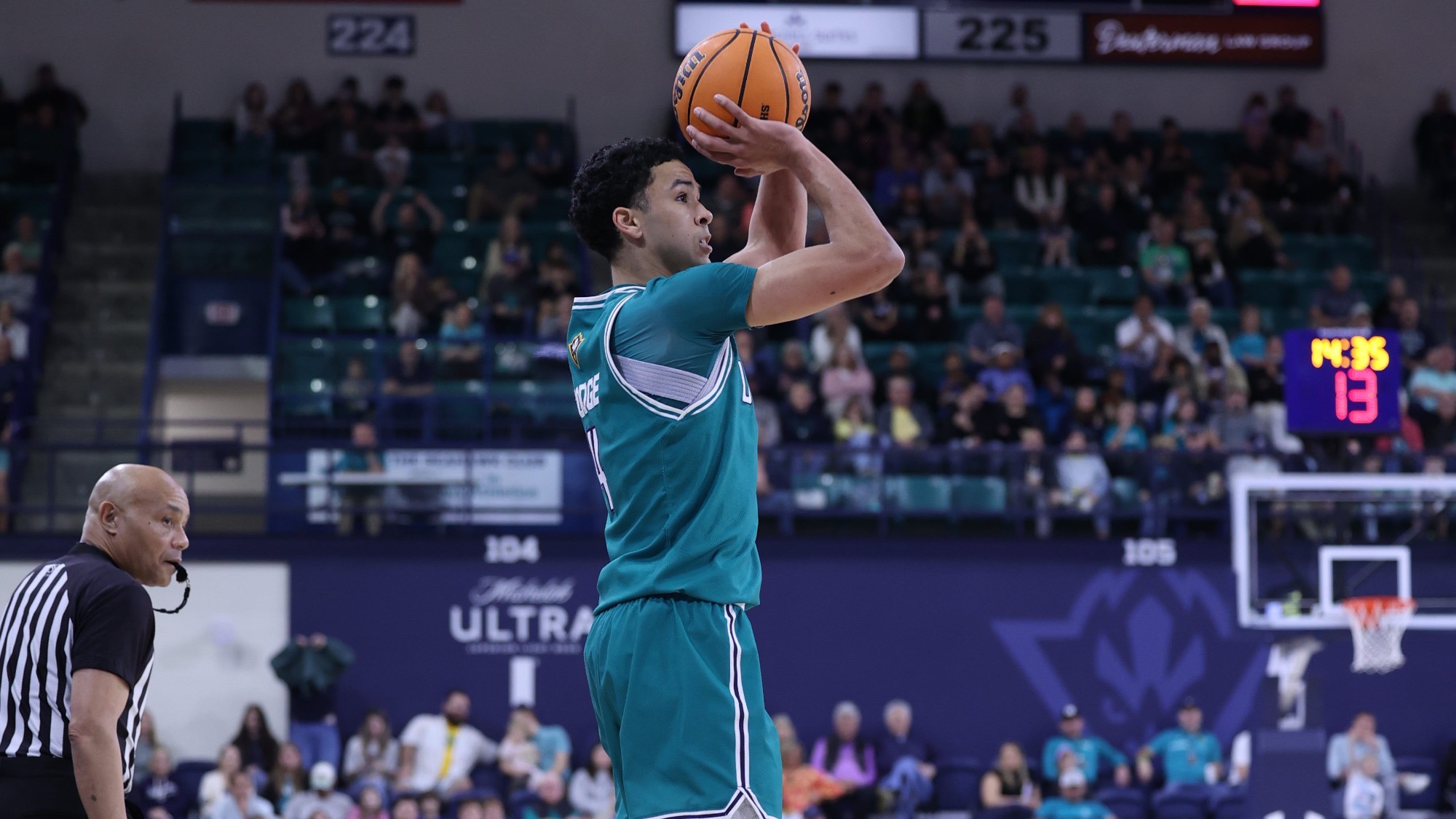 Nolan Hodge vs. Monmouth