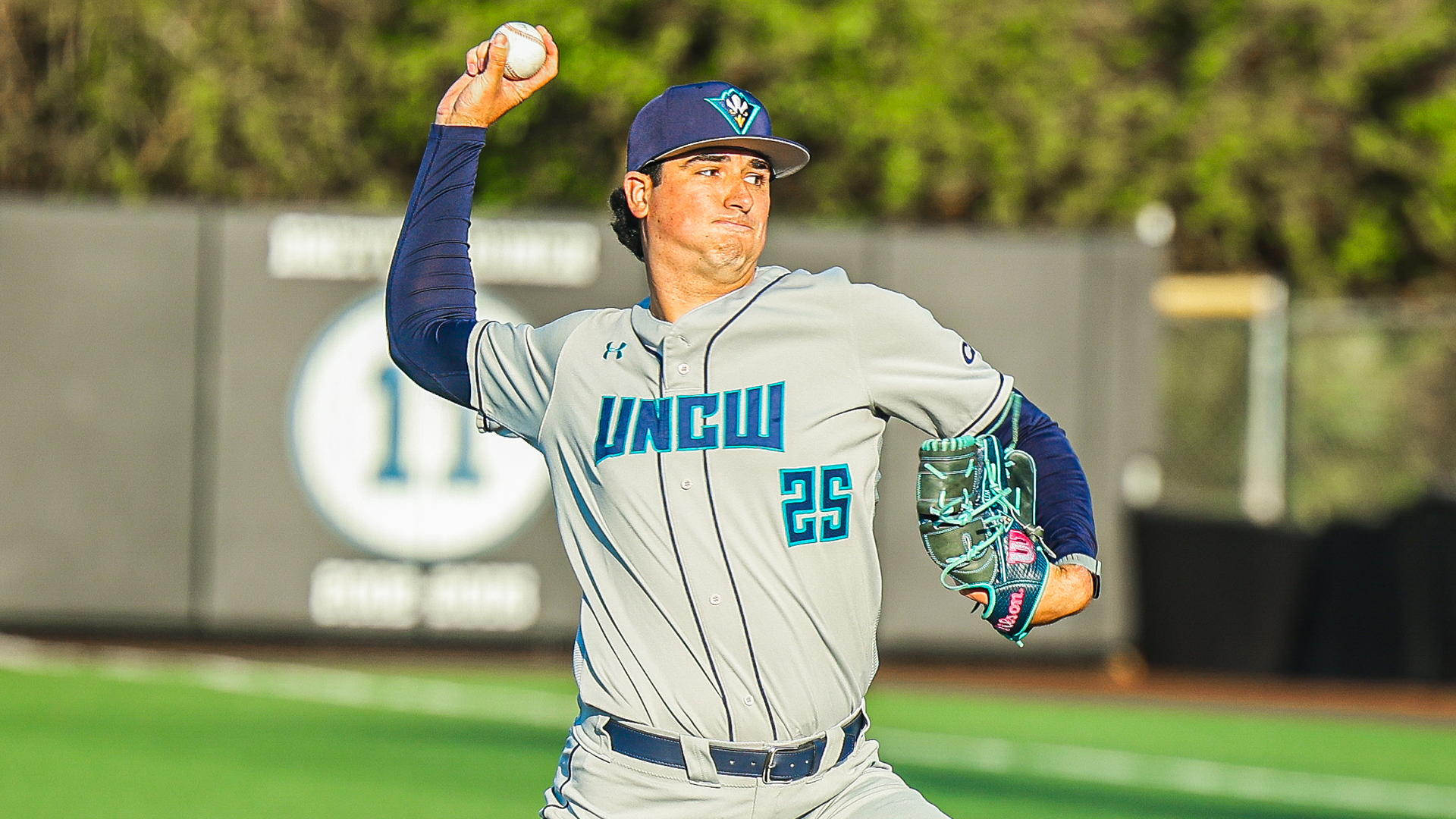 Marshburn makes a pitch at CofC