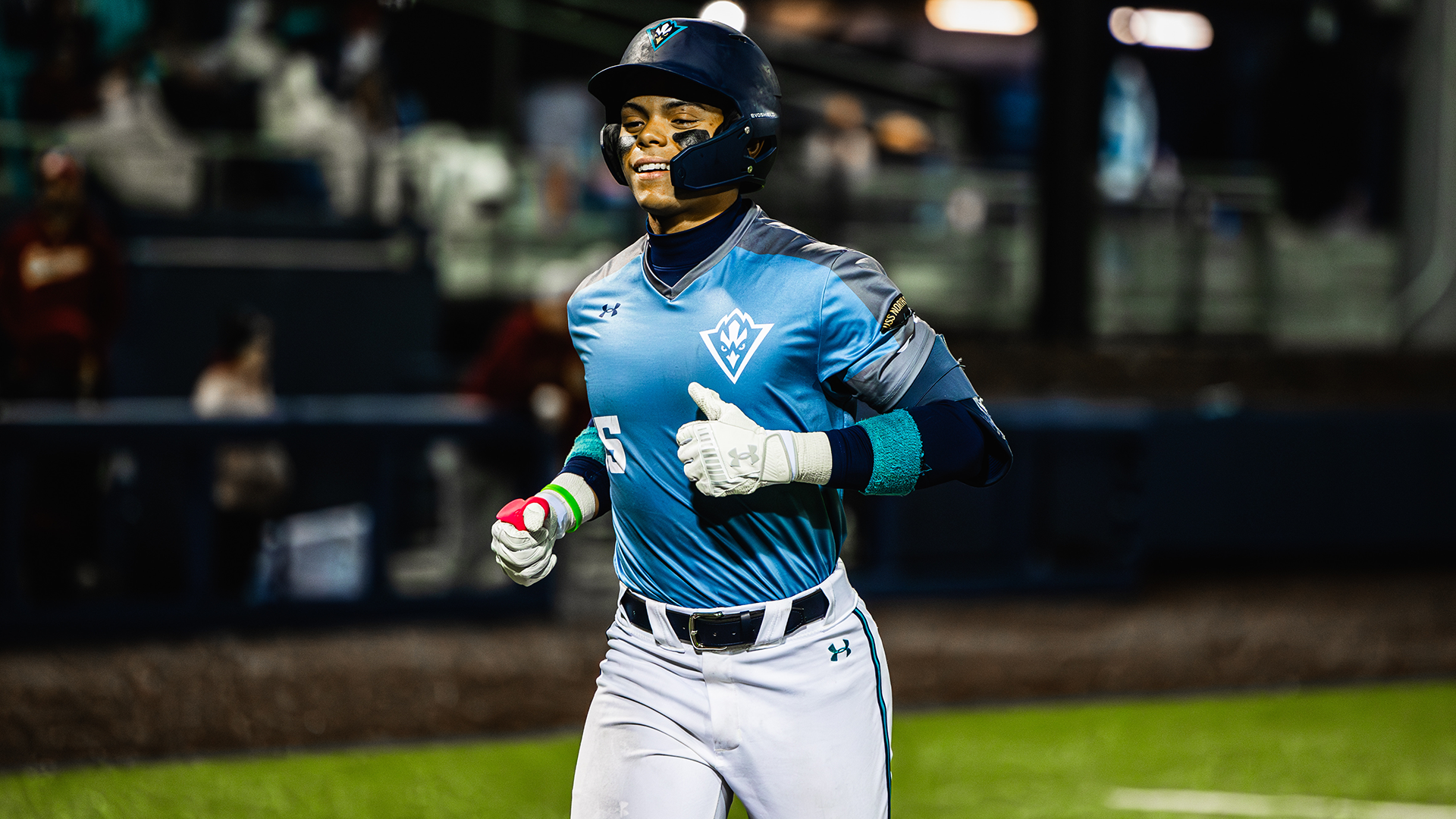 Lucas homers against CofC