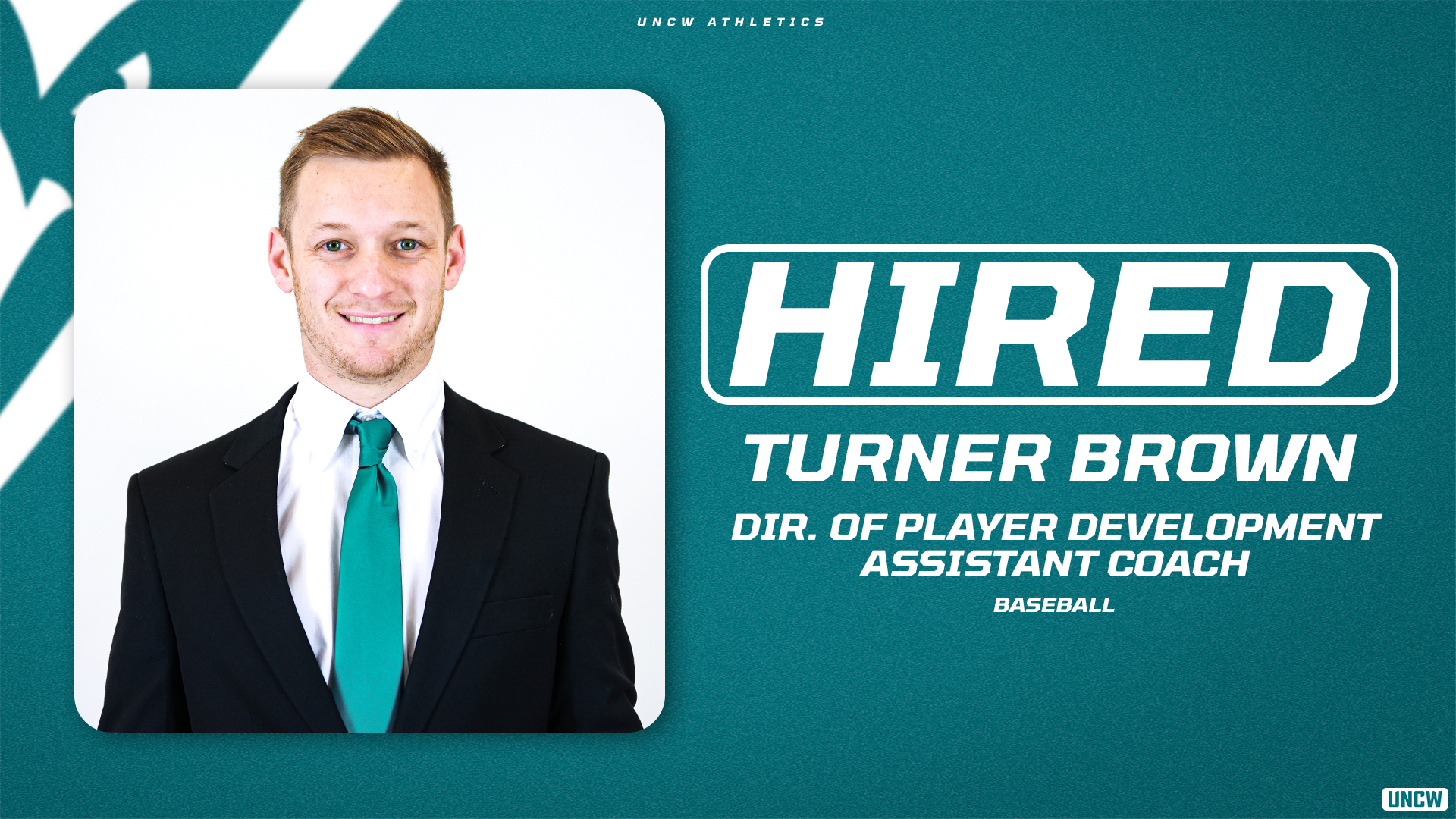 091626 - Brown joins baseball staff