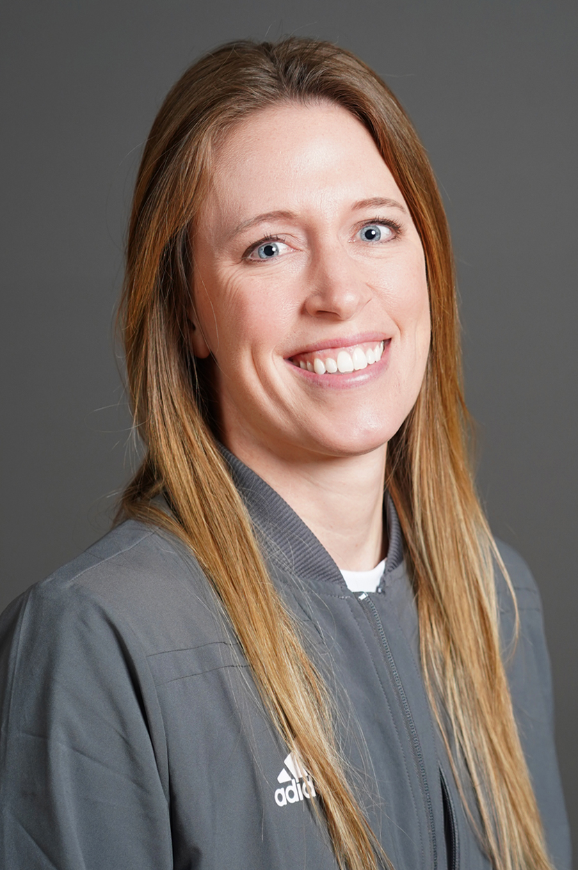 Coach Erin Green Headshot 2021-22