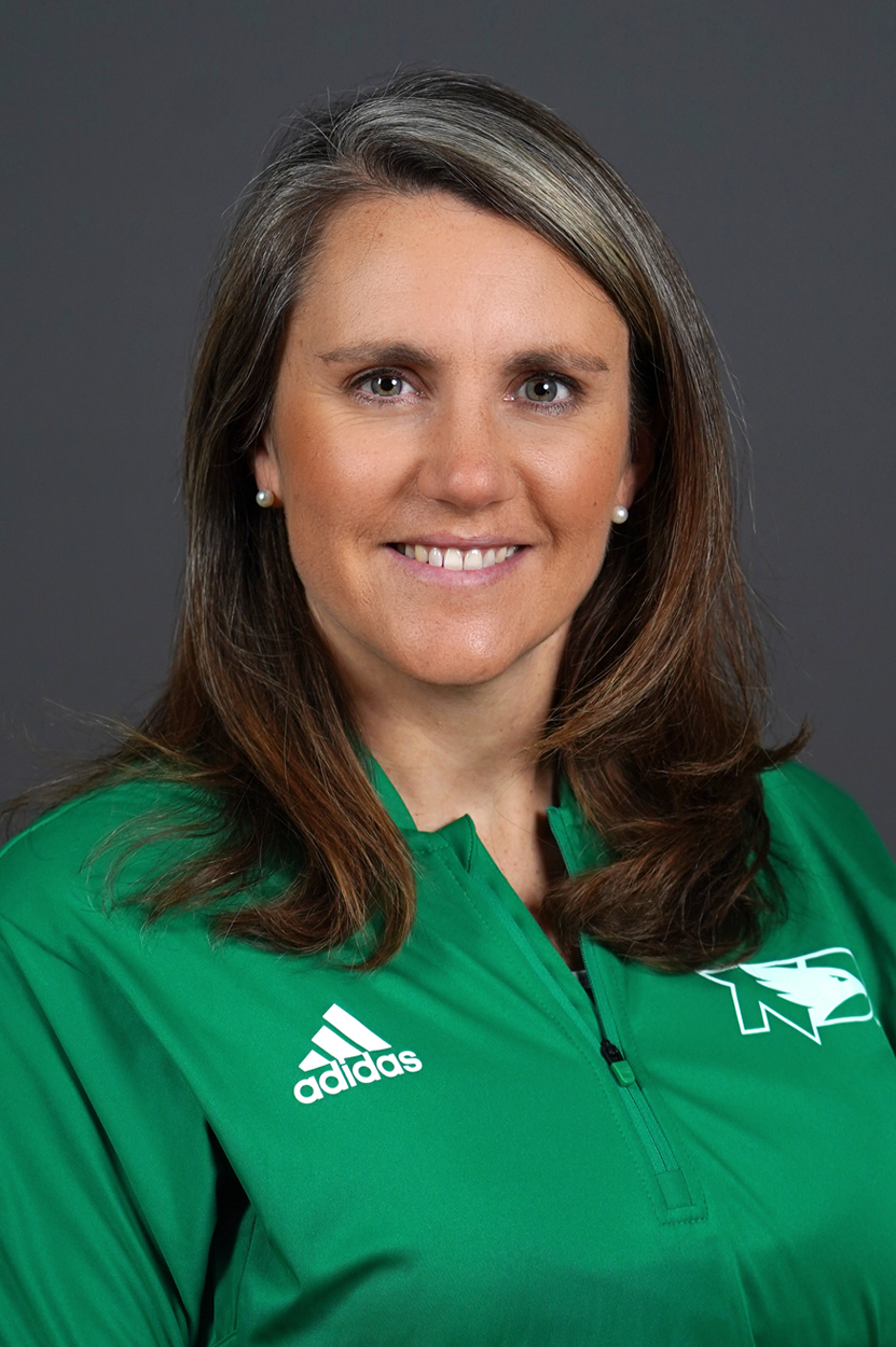 Coach Molly Jones Vahrenkamp Headshot 2022