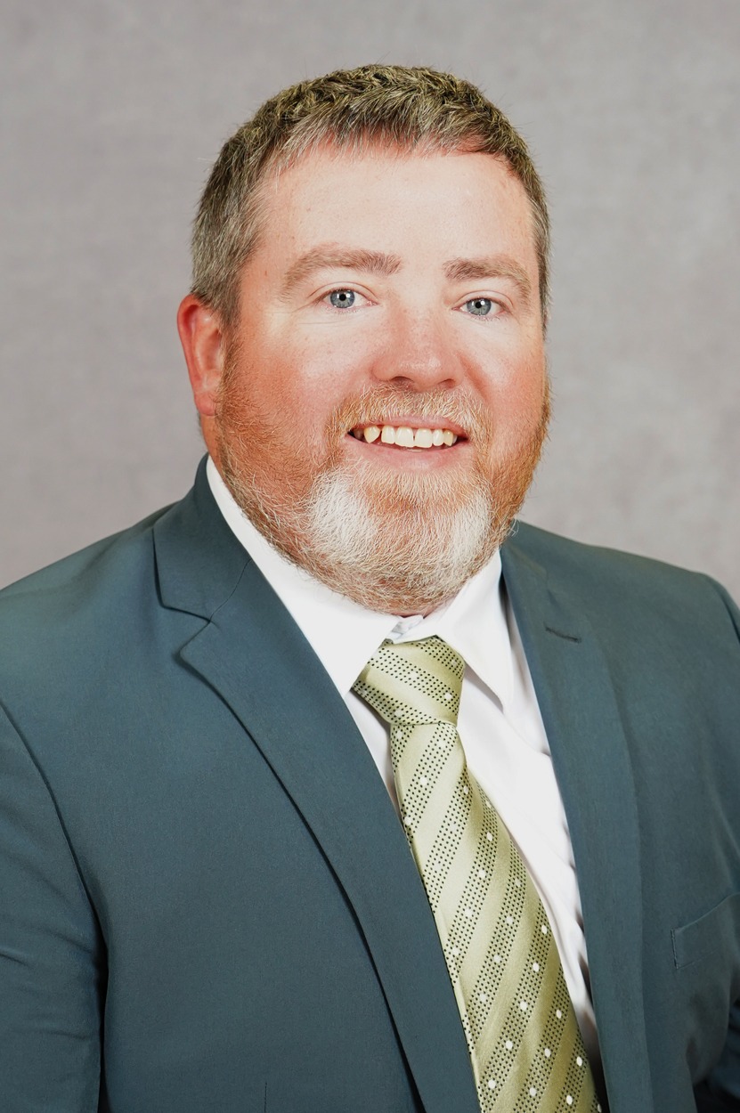 2023_FB_Caulfield Headshot