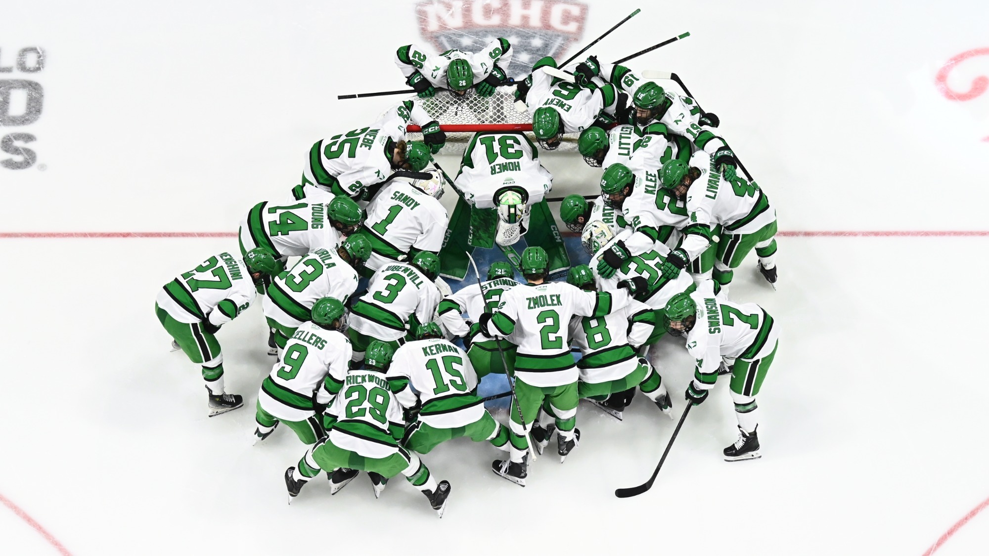 010326_HKY_Pregame_Huddle