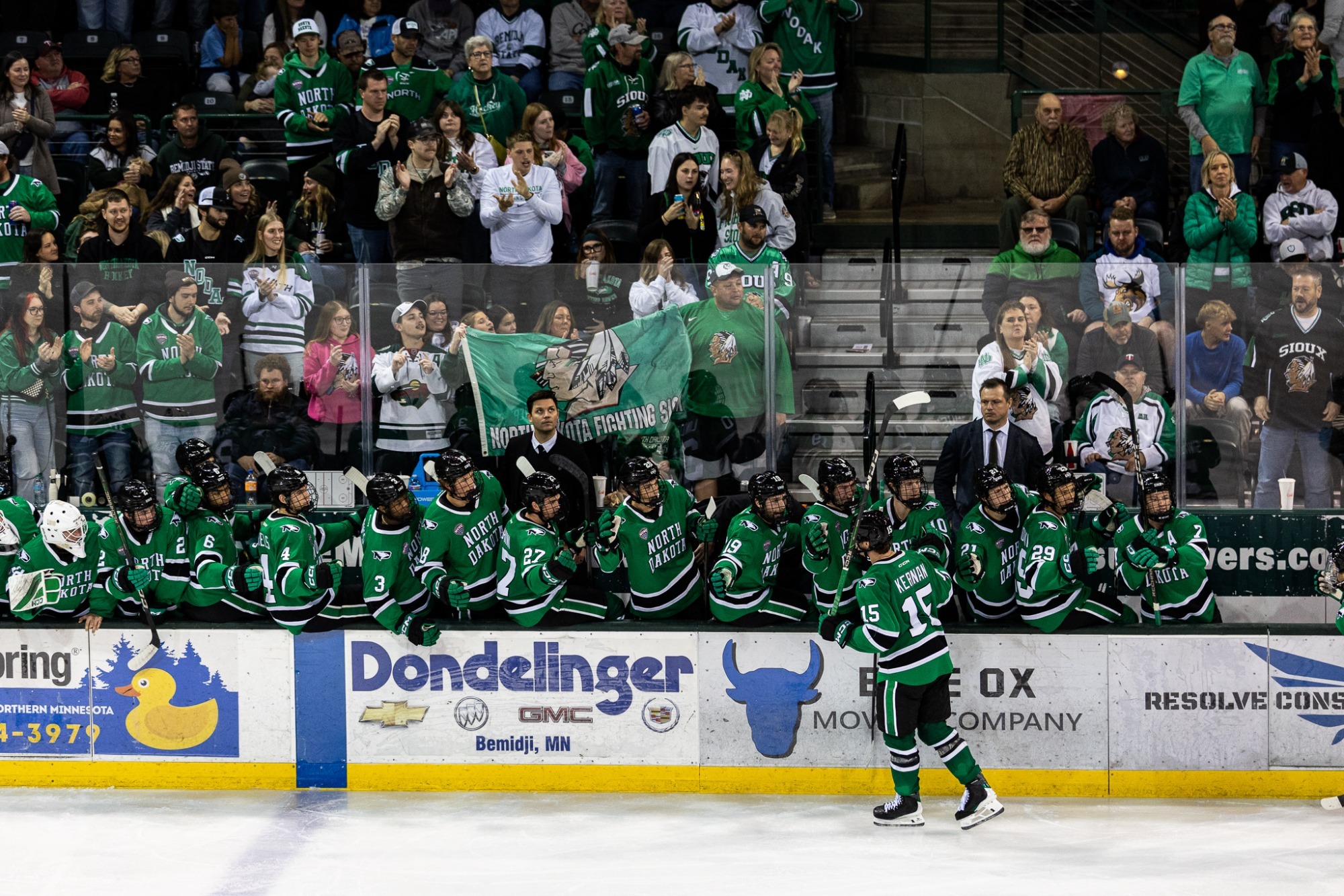 100926_HKY_Goal_Cele