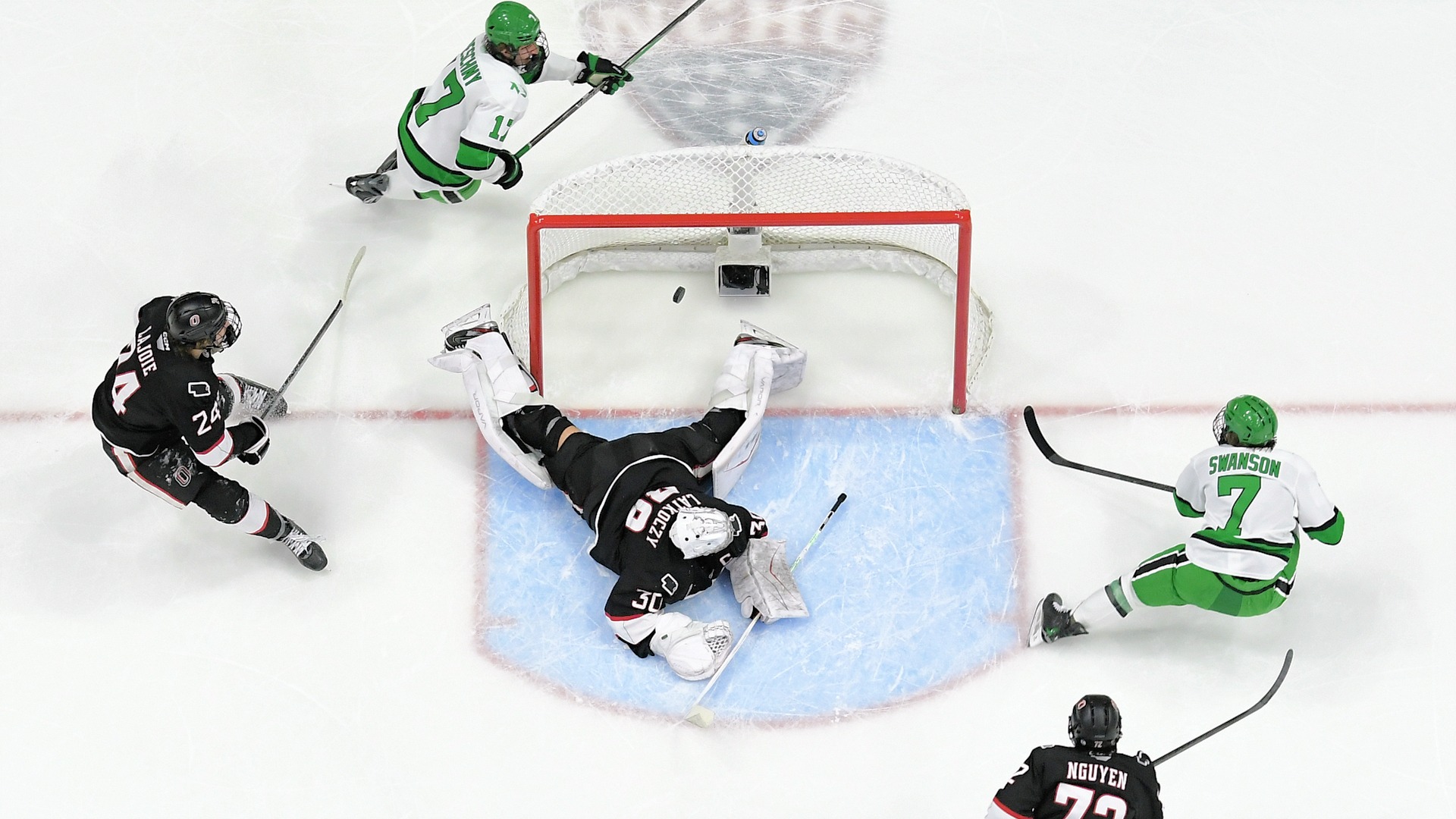 030726_HKY_Swanson_Goal