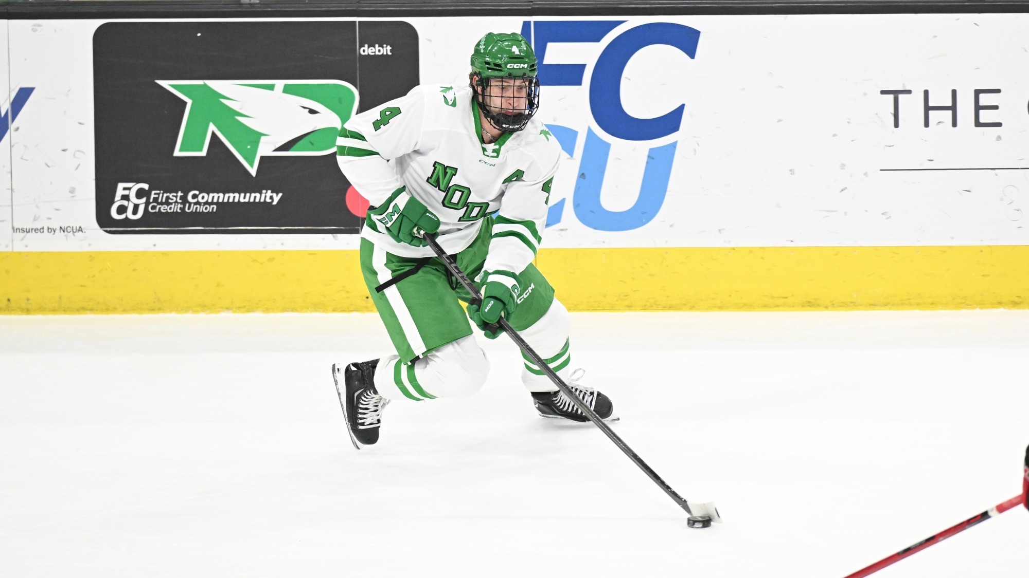 041026_HKY_Livanavage