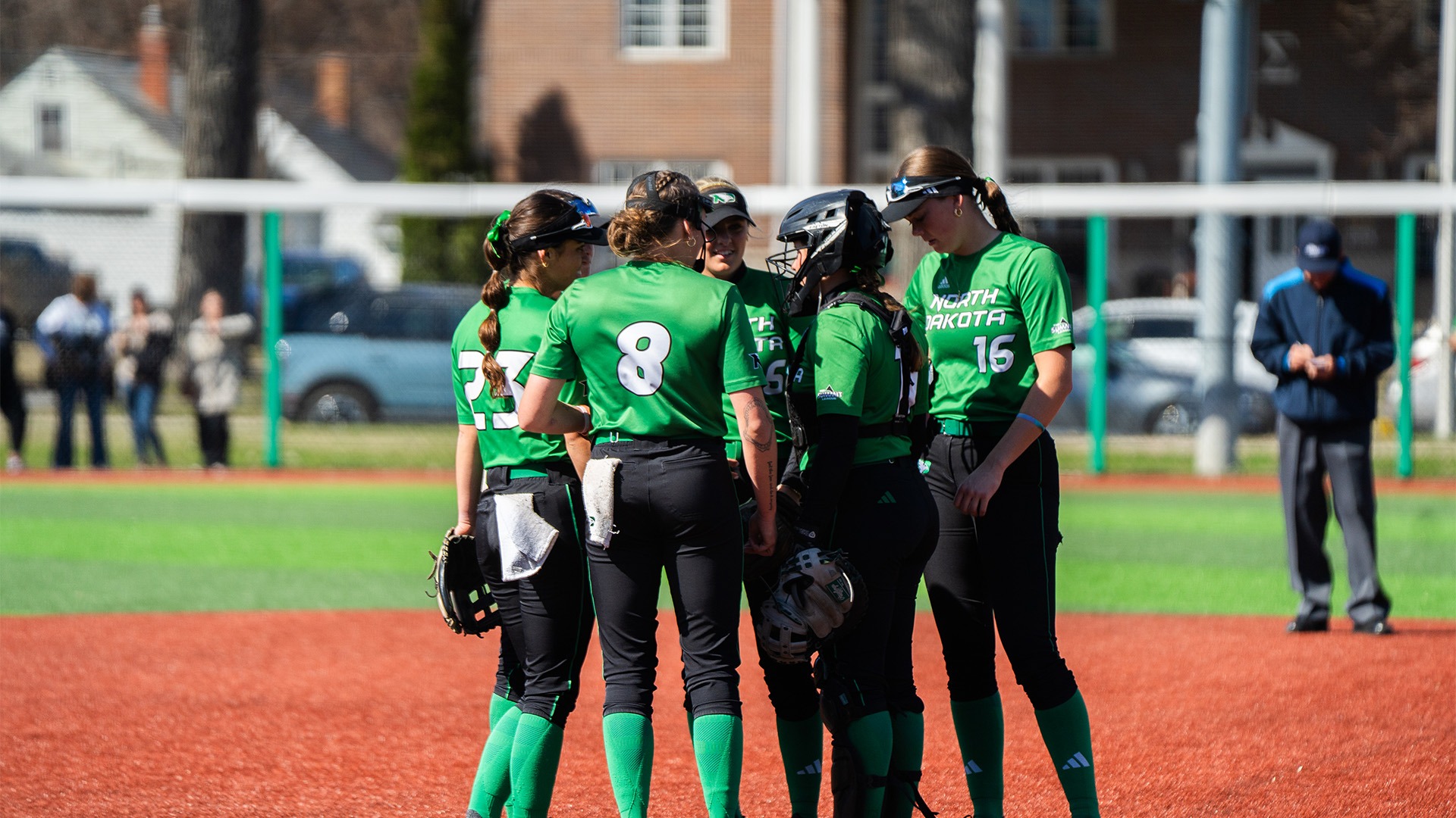 UND UST RECAP