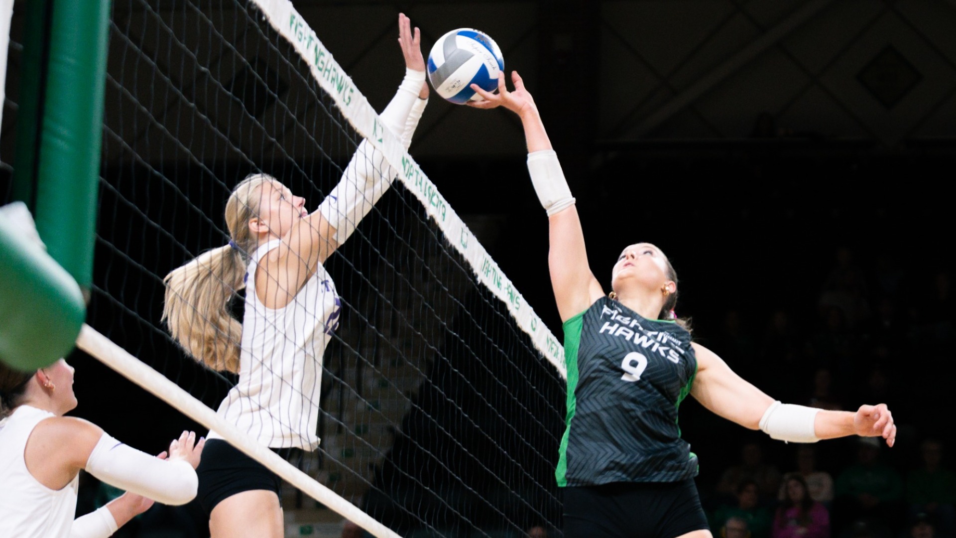 Reagan McIntosh battling at the net
