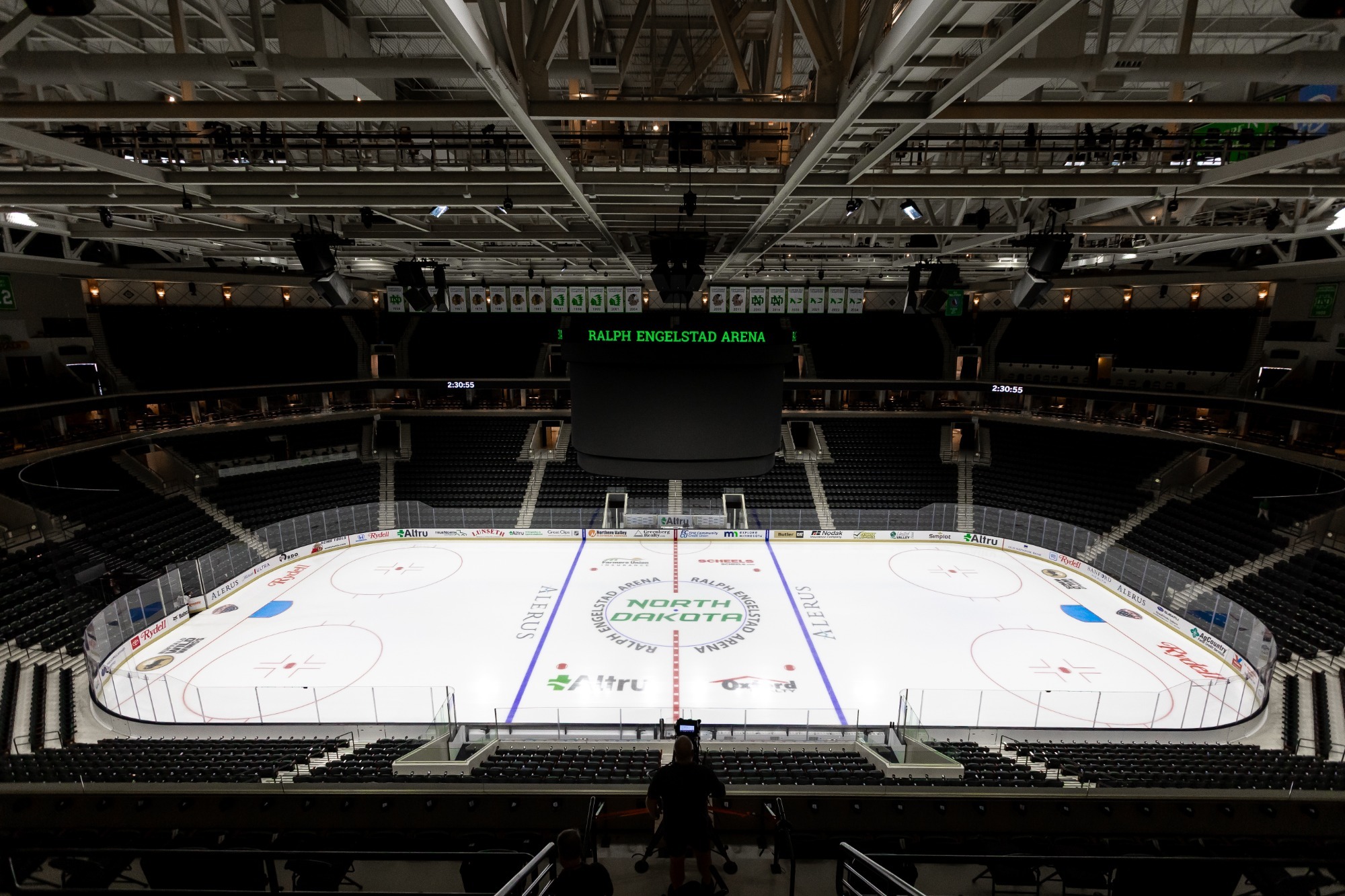 092826_HKY_Arena